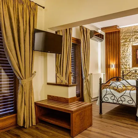 Archodariki Ouranoupoli